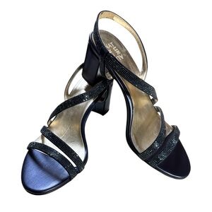 Naturalizer Vanessa2 Navy Rhinestone Strappy Slingback Block Heel Sandal Size 10